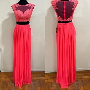 NWT NEW La Femme exclusive 22110 bright pink two piece lace prom dress